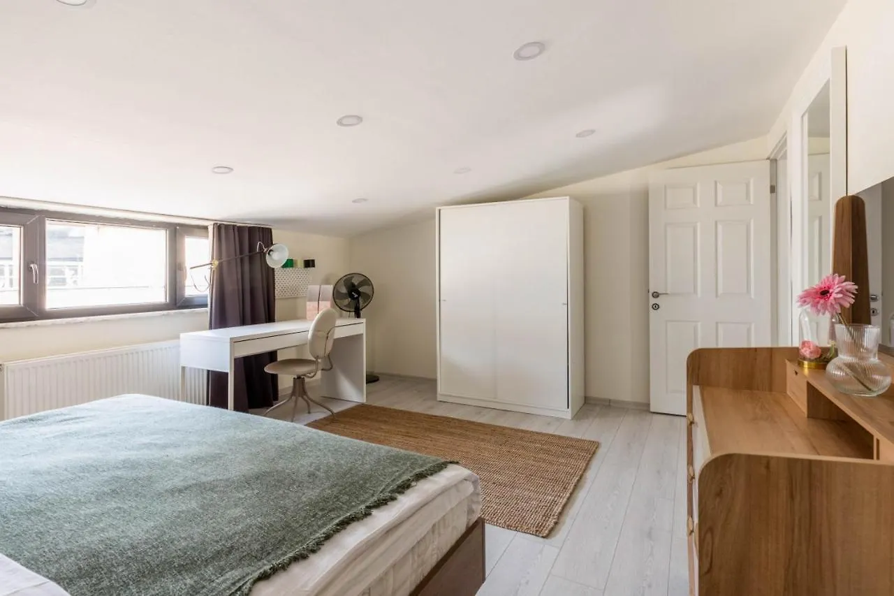 Exquisite Flat With Terrace In Nisantasi Lägenhet Istanbul