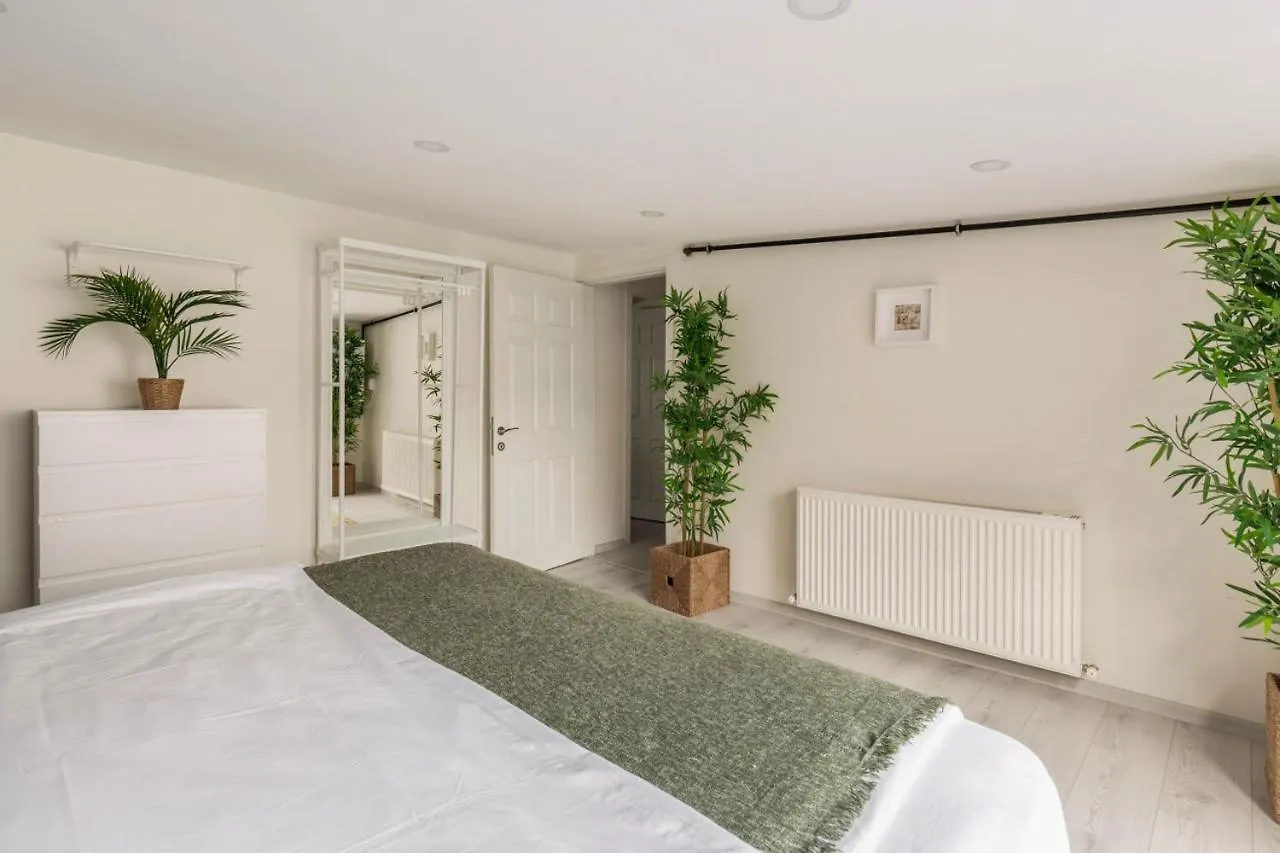 Exquisite Flat With Terrace In Nisantasi Lägenhet Istanbul
